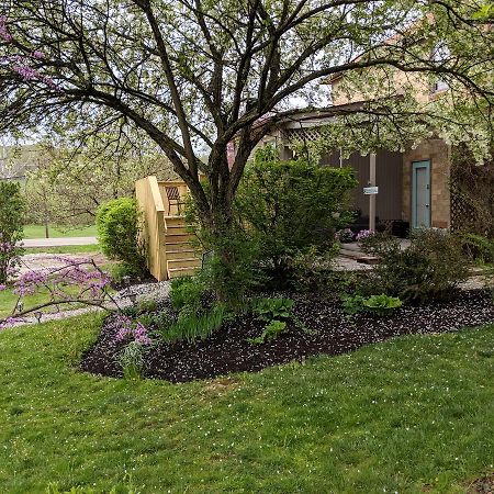 Hocking Hills Inn Logan Bagian luar foto